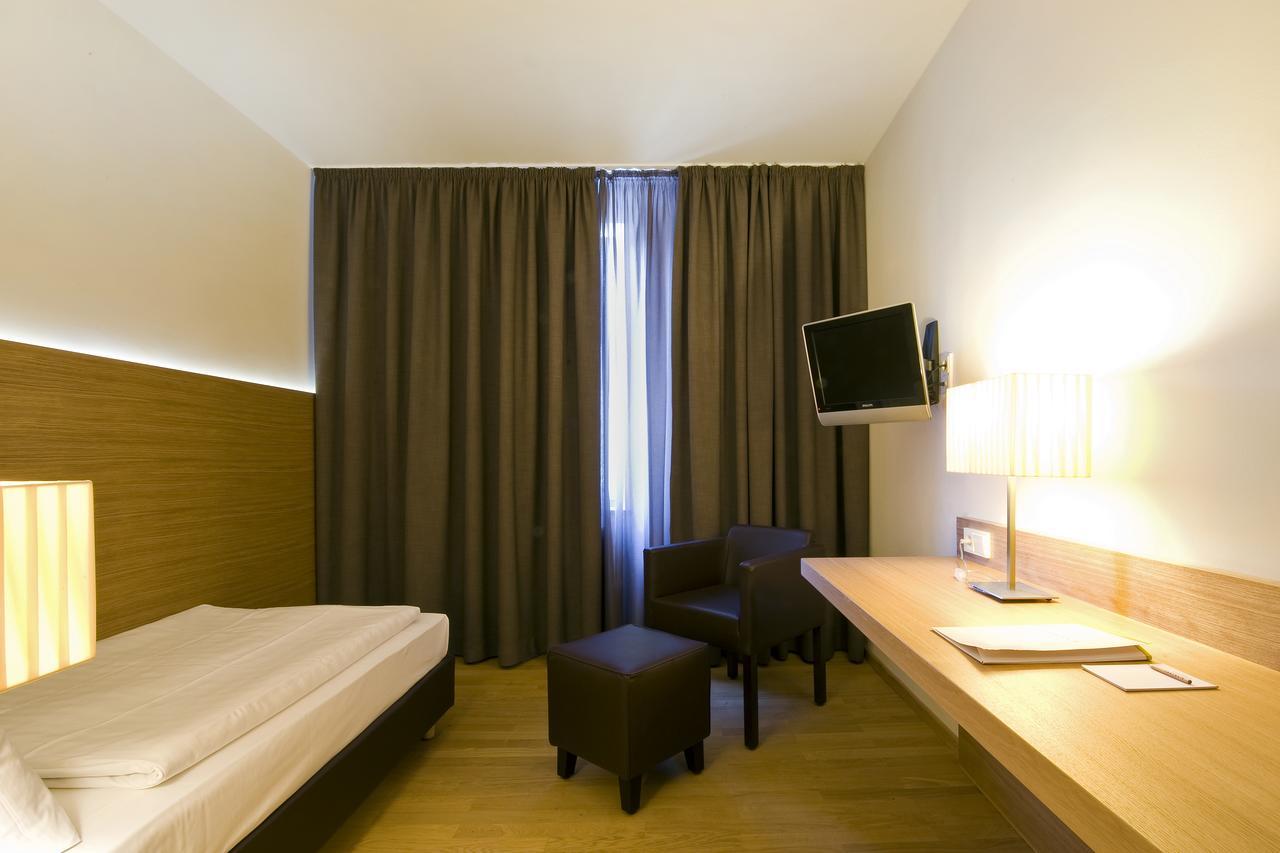 Thalmair 3* Munich